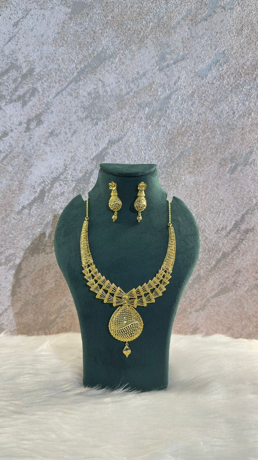 Jali Work Pendant Necklace